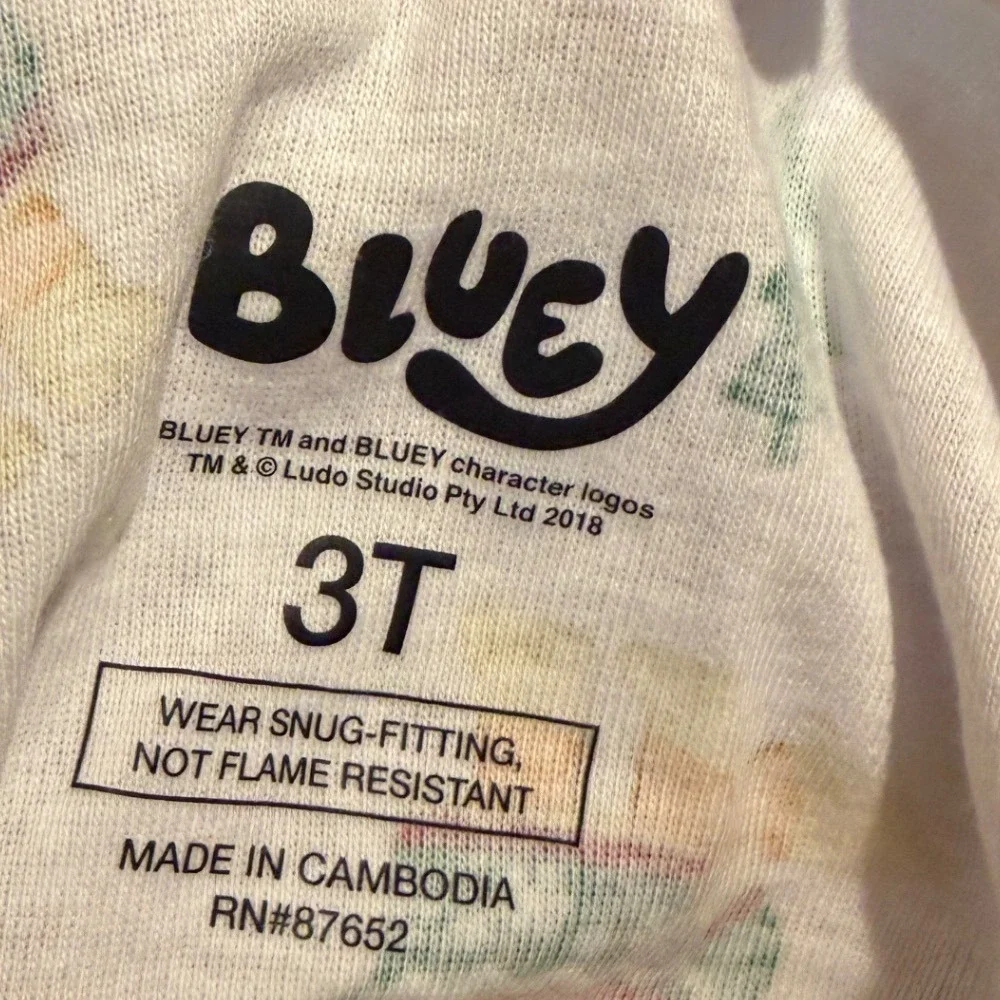 Bluey Christmas Pajama 2 Sets Toddler 3T White Excellent Hooray Christmas  NWT